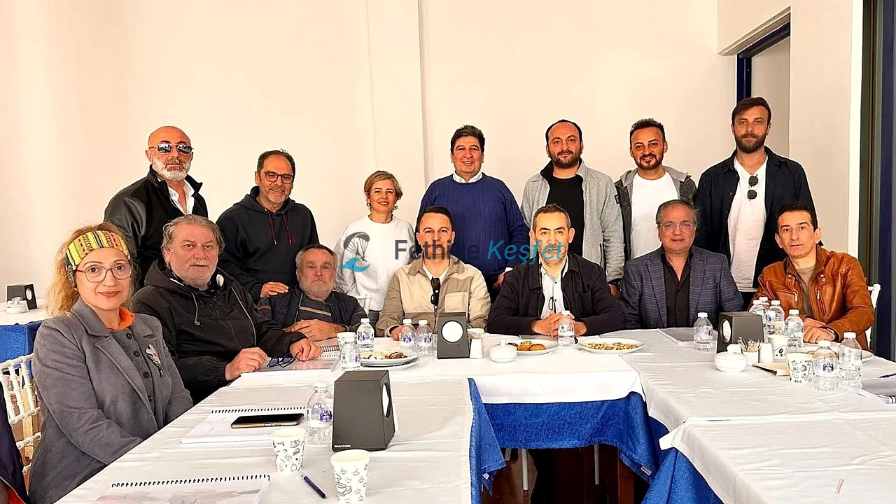 Dondurmam Gaymak’a Yeni Hikaye Geliyor